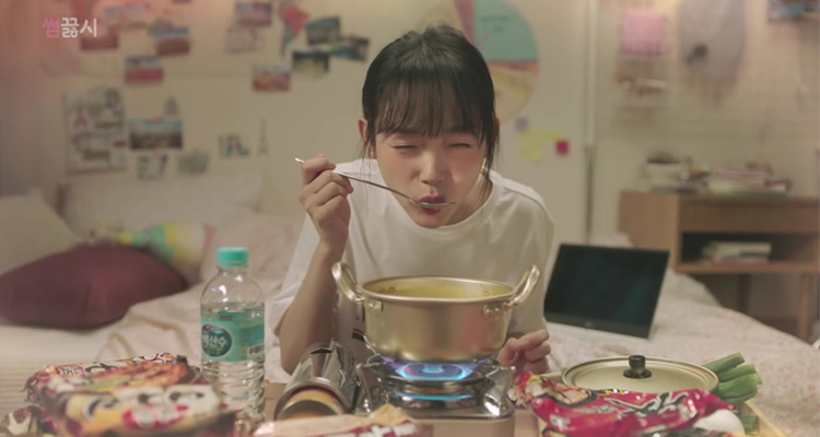 韓国ドラマでよく見るラーメン鍋はダイソーで買える Ihでも使える Ilsang イルサン